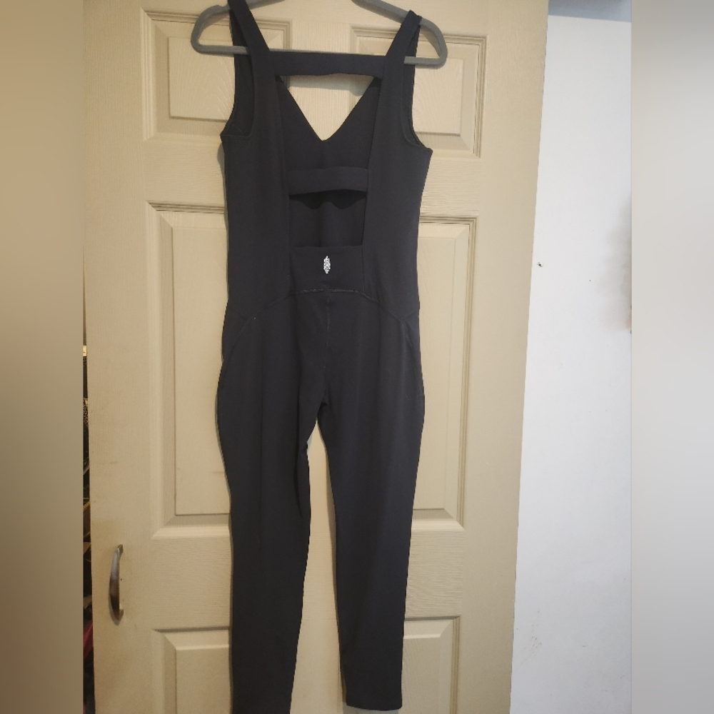 NWOT FP Movement Never Better Strappy Back Jumpsuit Size Large - Picture 6 of 8